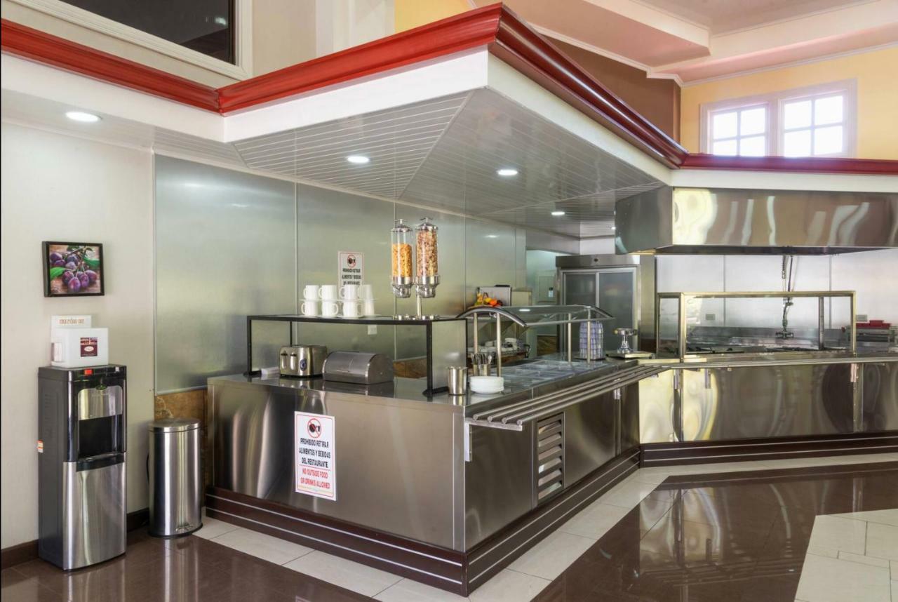 Prado Inn & Suites 산호세 외부 사진